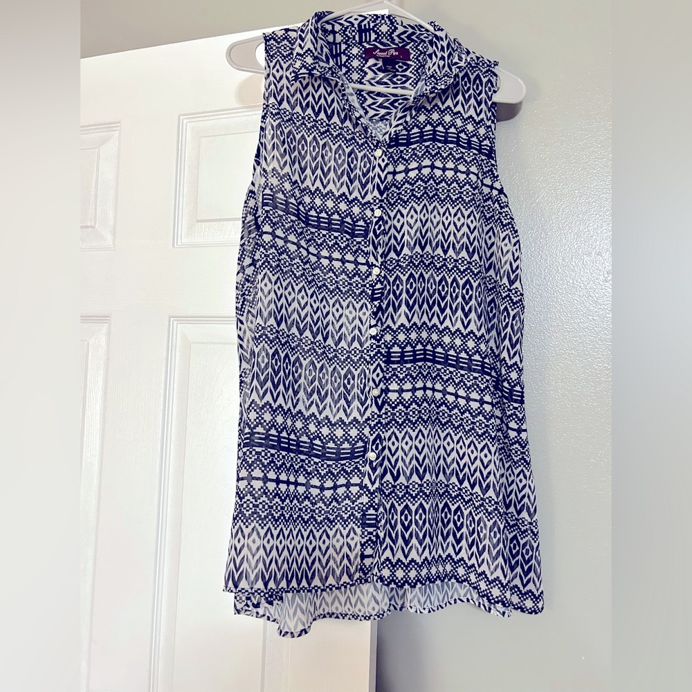 Large lightweight Brouse from sweet pea